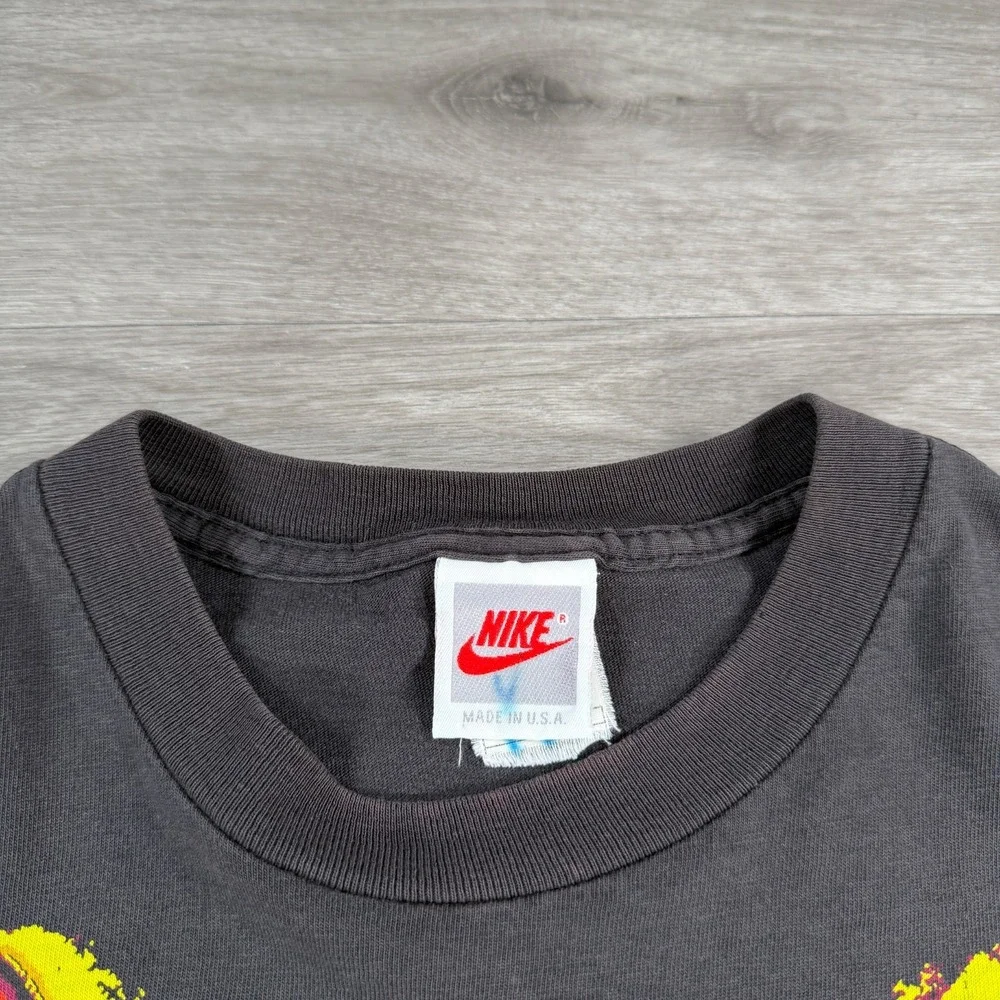 Vintage Nike Huarache T Shirt Poison Dart Frog 90s USA Large